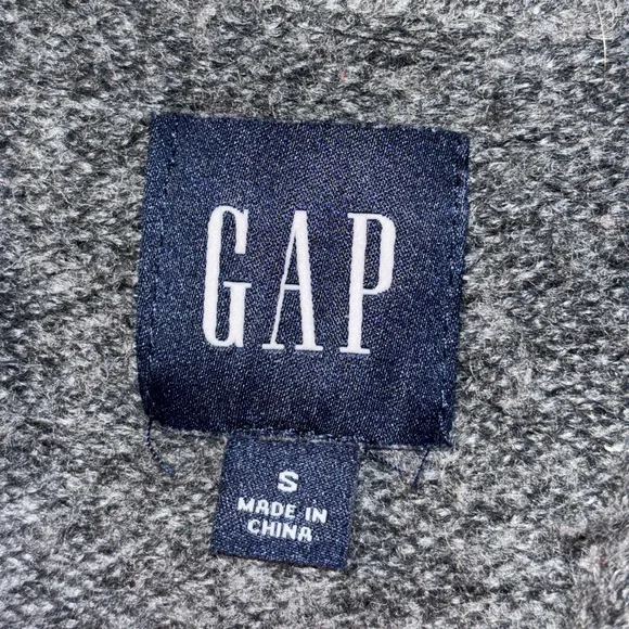 Gap Sweater - Picture 3 of 4
